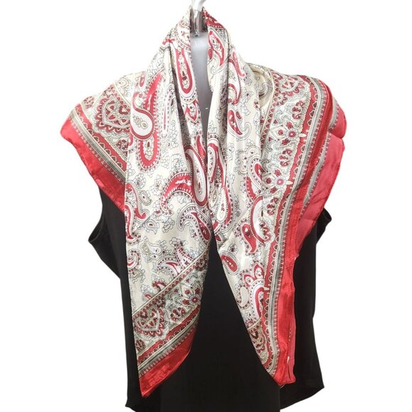 Red & Cream Paisley Square Scarf 100% Polyester 34"x34" Silk-Like Accent Versati - Picture 3 of 10